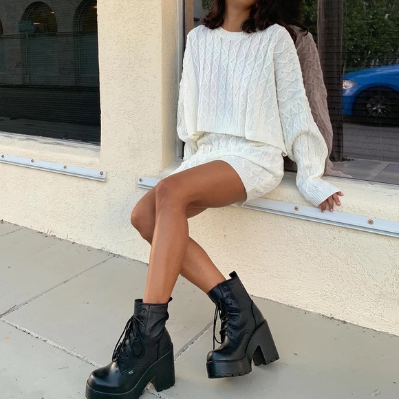 Princess Polly Set - Picture 7 of 9